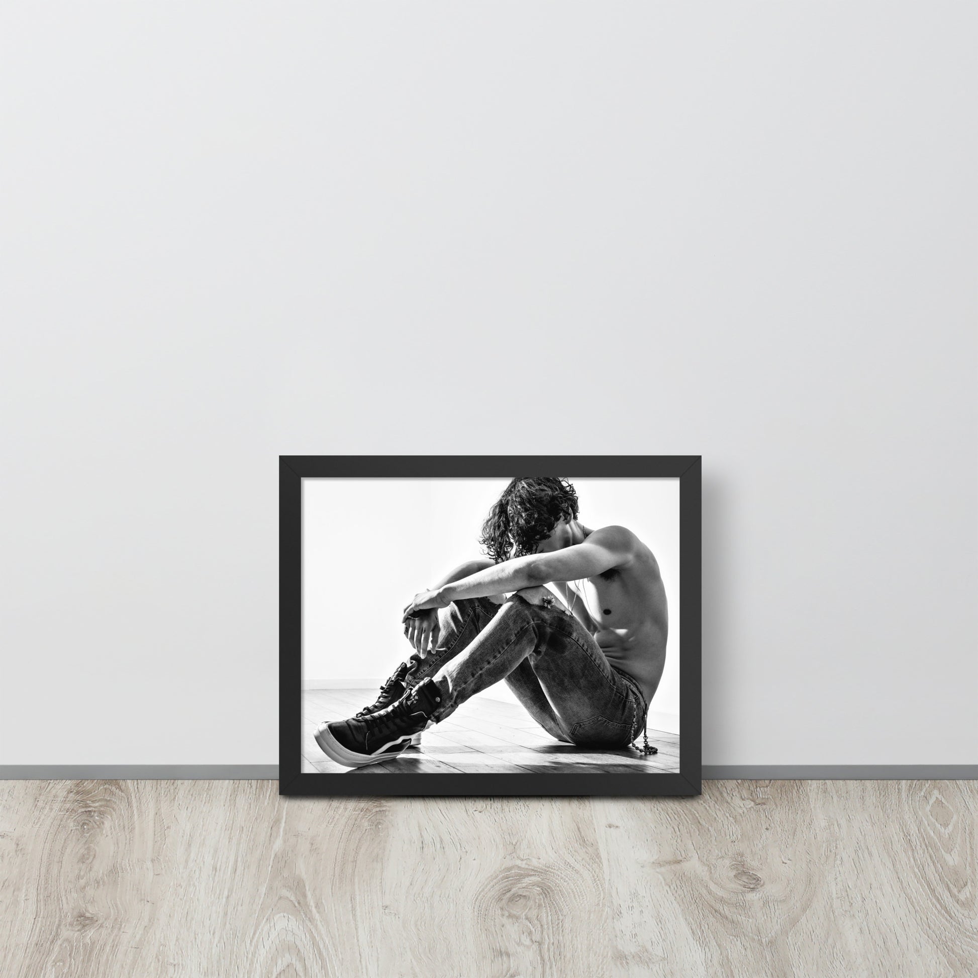Men -- High Quality -- Framed on photo paper