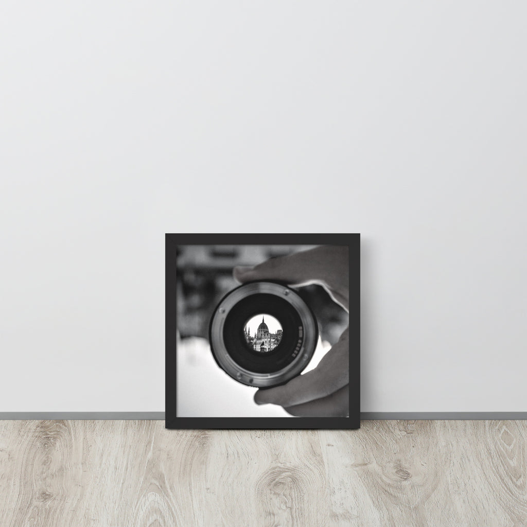 Photo -- High Quality -- Framed on photo paper