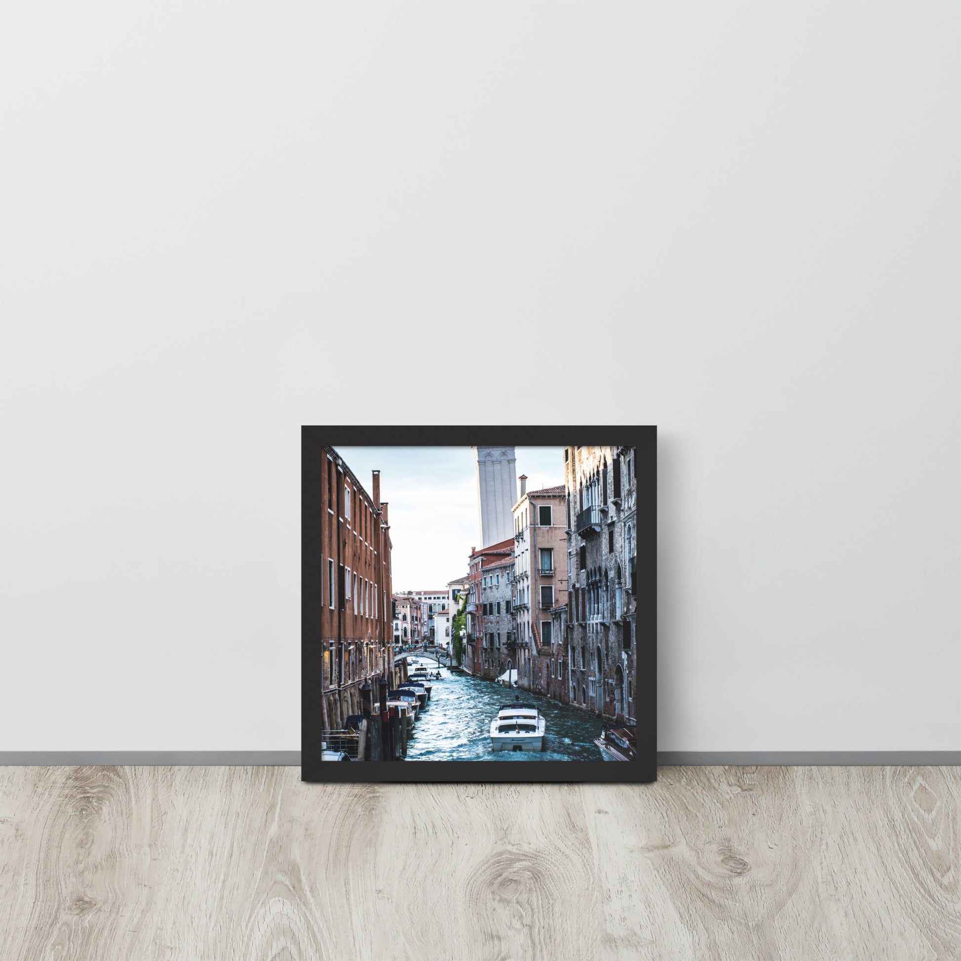 Venice Italia -- High Quality -- Framed on photo paper