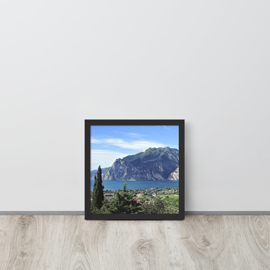 Lago di Garda Italia -- High Quality -- Framed on photo paper