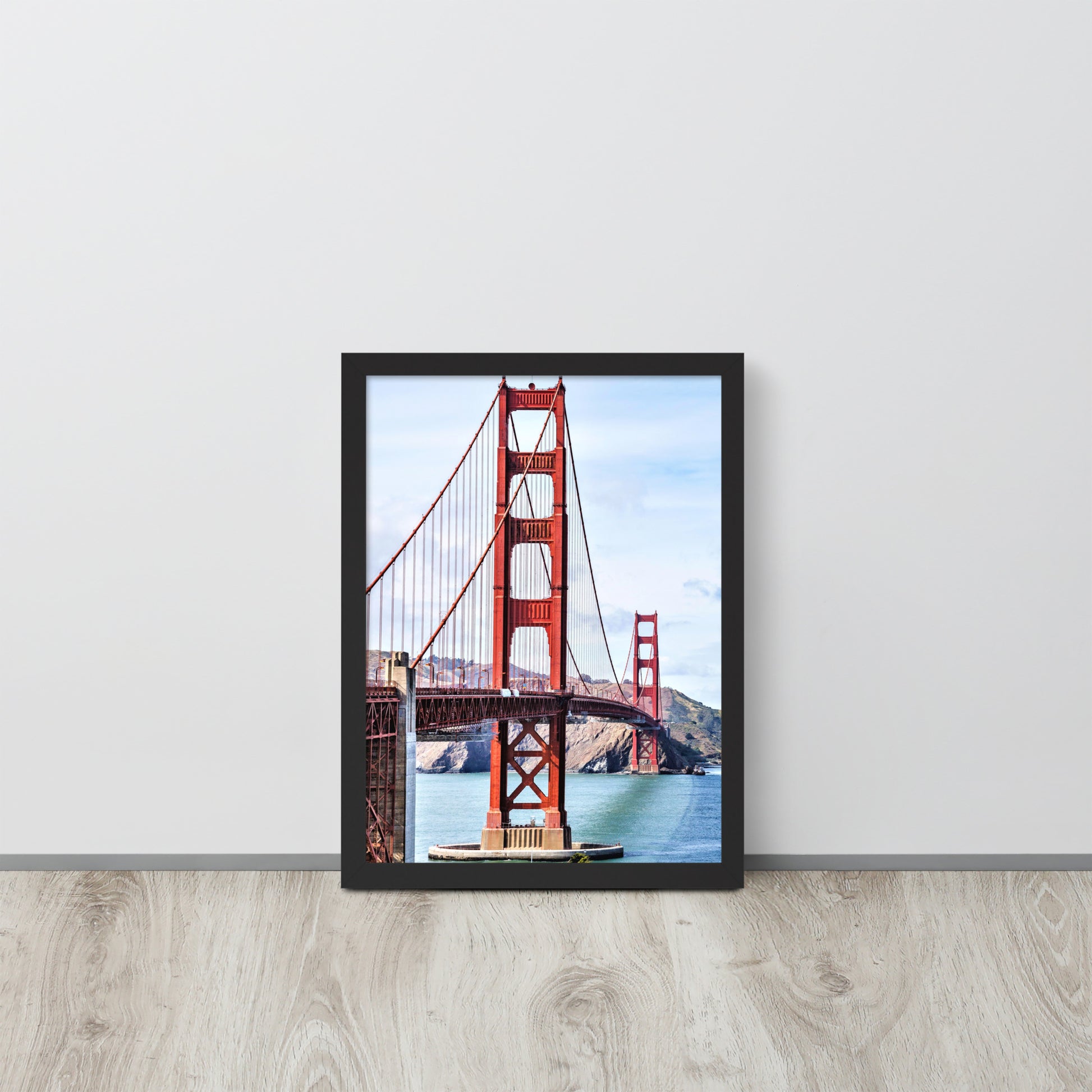 Golden Gate Bridge -- High Quality -- Framed on photo paper