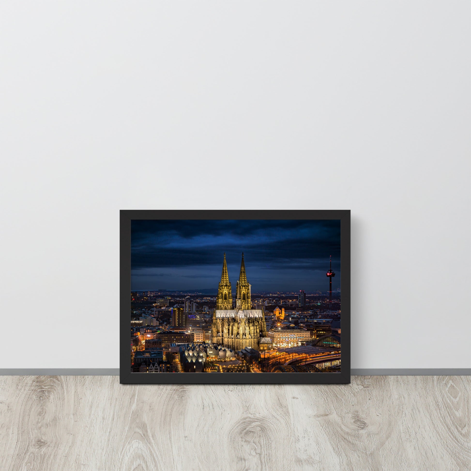Köln Germany -- High Quality -- Framed on photo paper