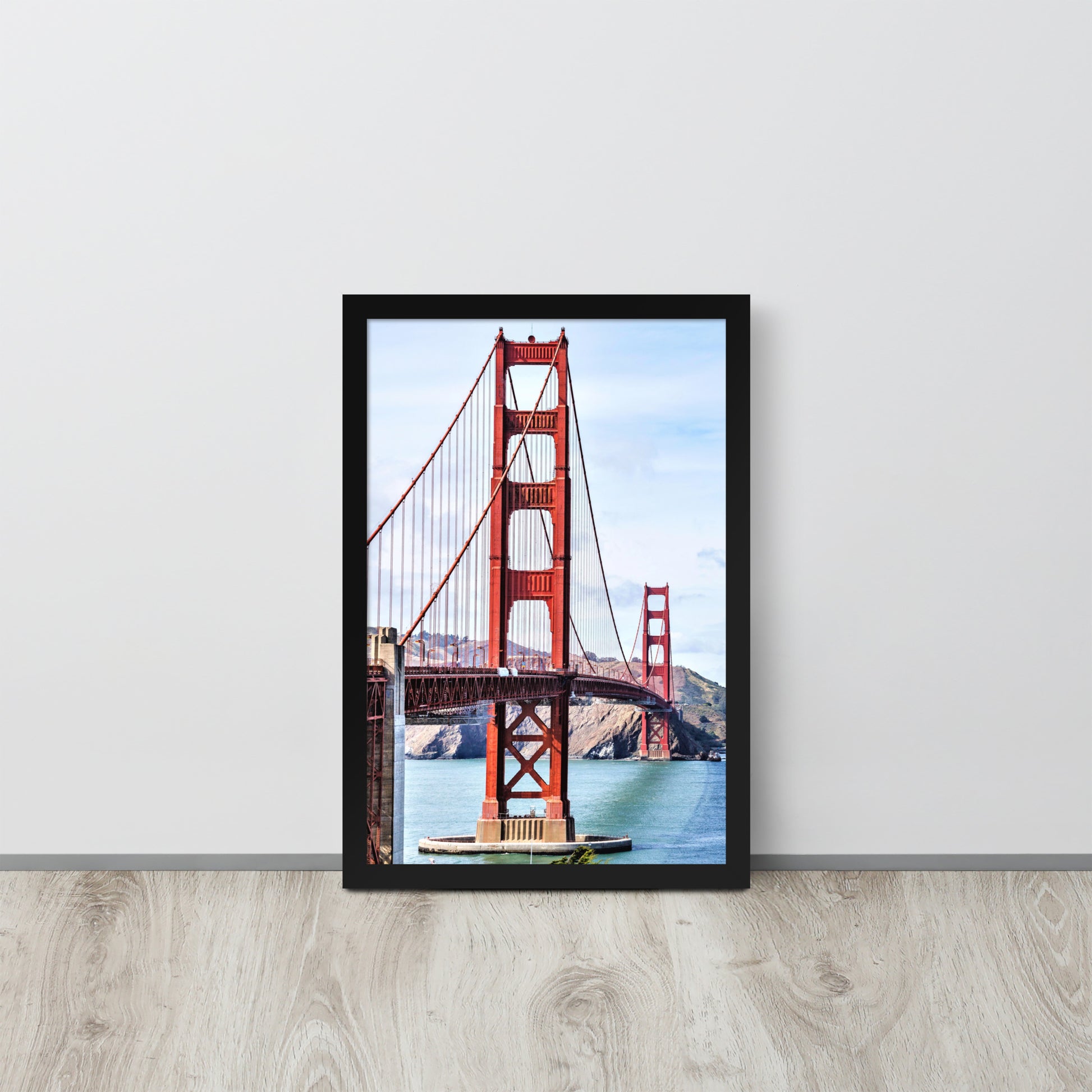 Golden Gate Bridge -- High Quality -- Framed on photo paper
