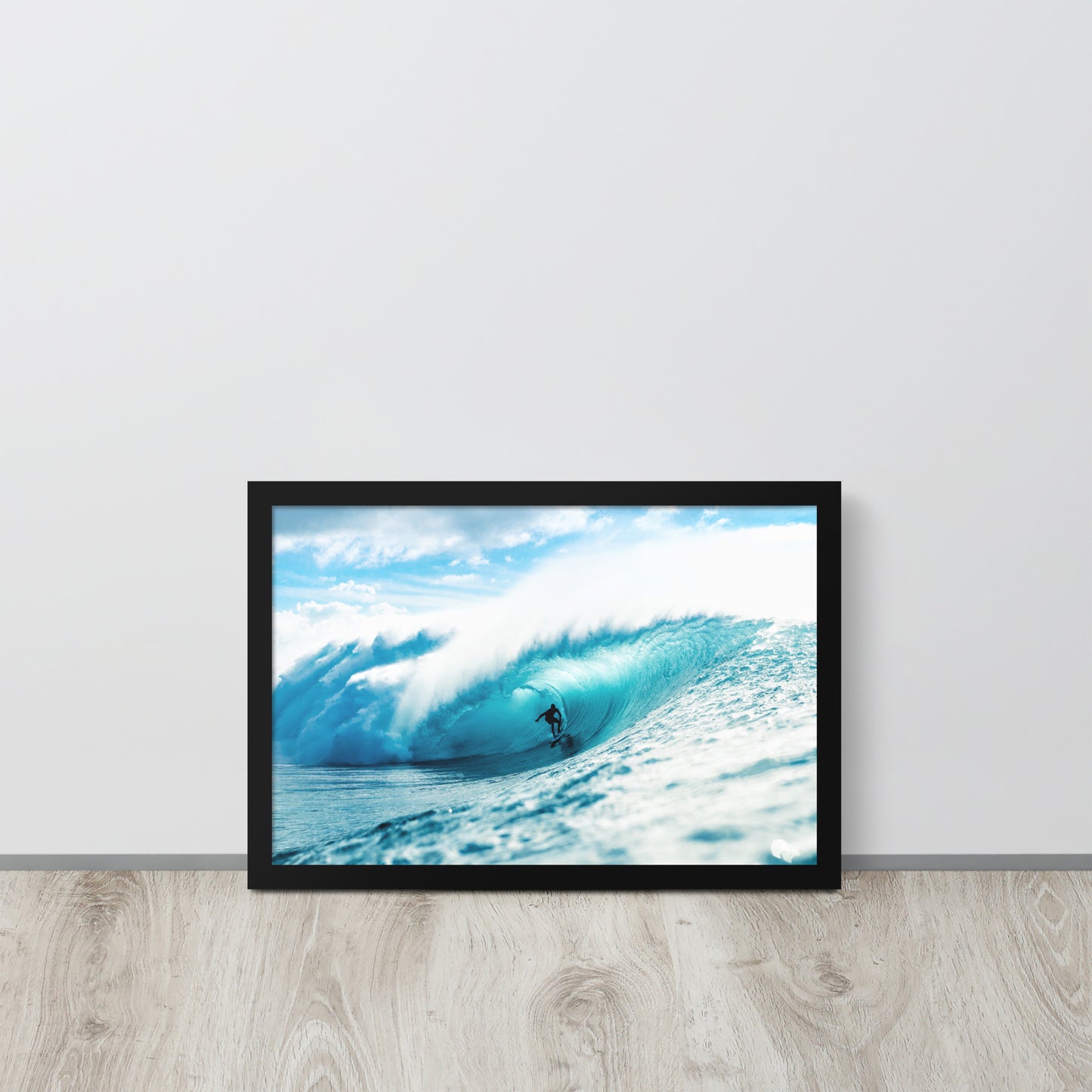 Surf -- High Quality -- Framed on photo paper