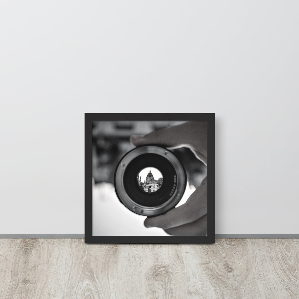 Photo -- High Quality -- Framed on photo paper