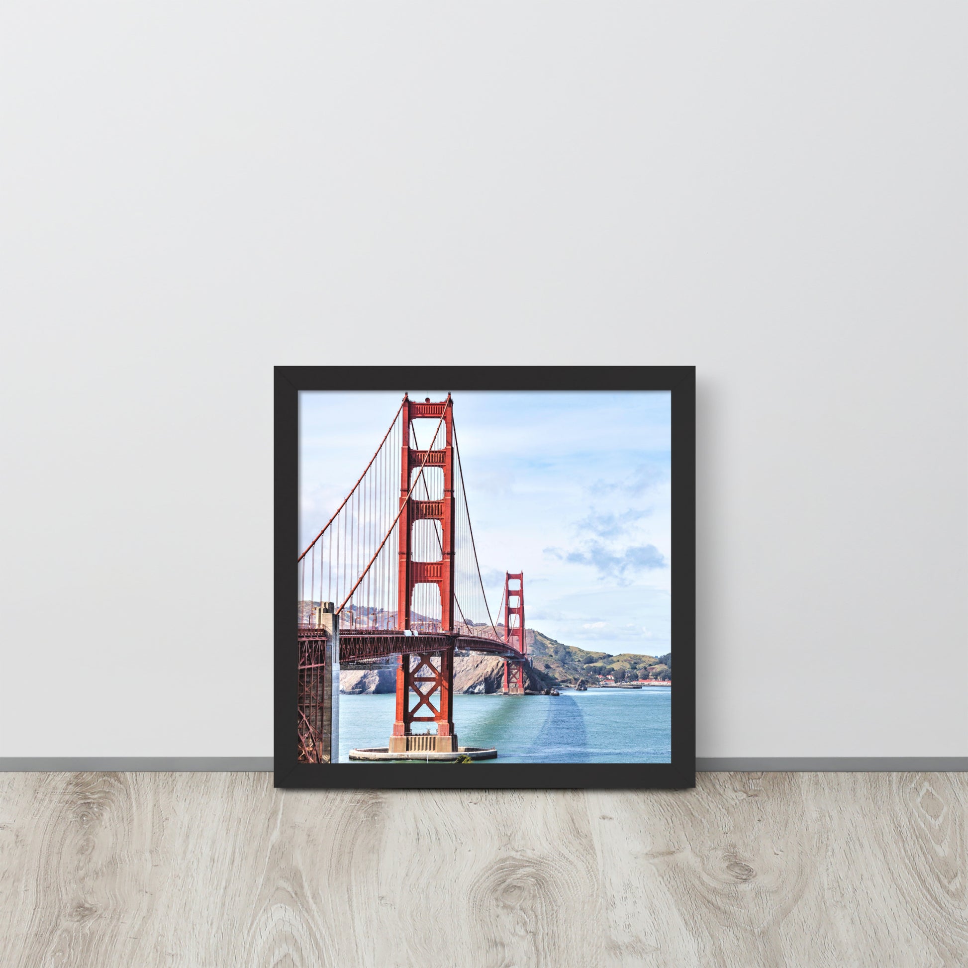 Golden Gate Bridge -- High Quality -- Framed on photo paper