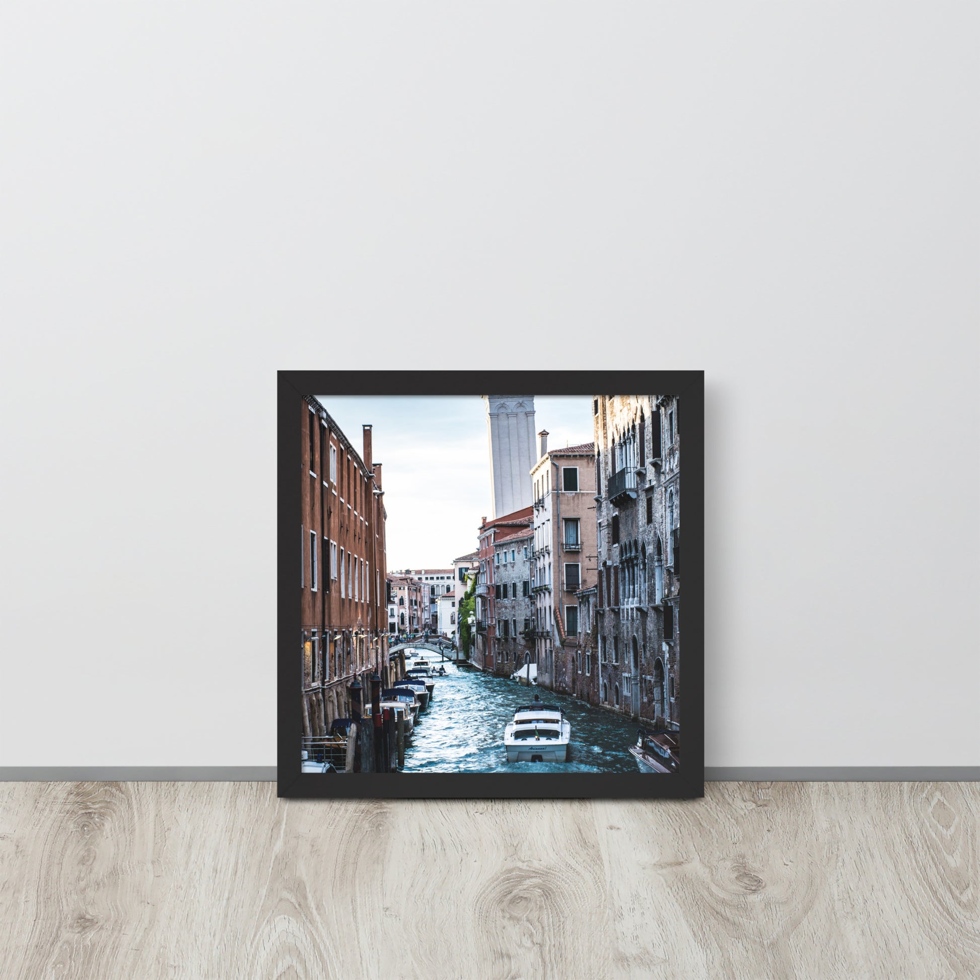 Venice Italia -- High Quality -- Framed on photo paper
