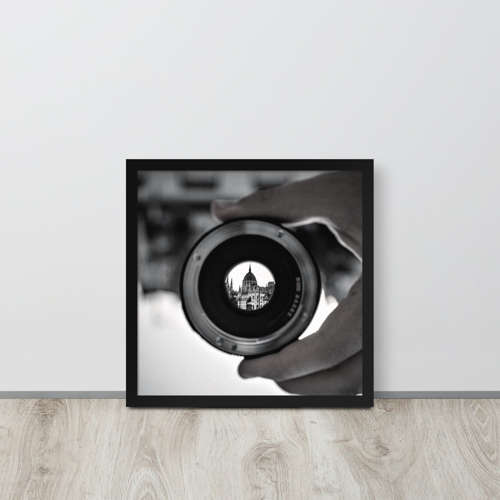 Photo -- High Quality -- Framed on photo paper