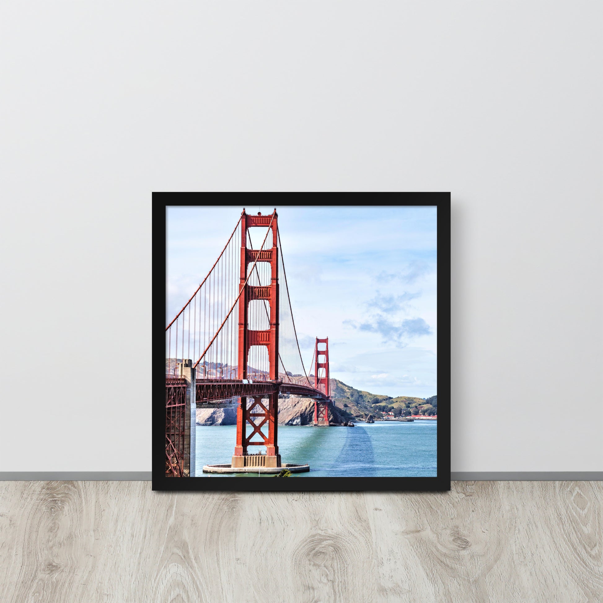 Golden Gate Bridge -- High Quality -- Framed on photo paper