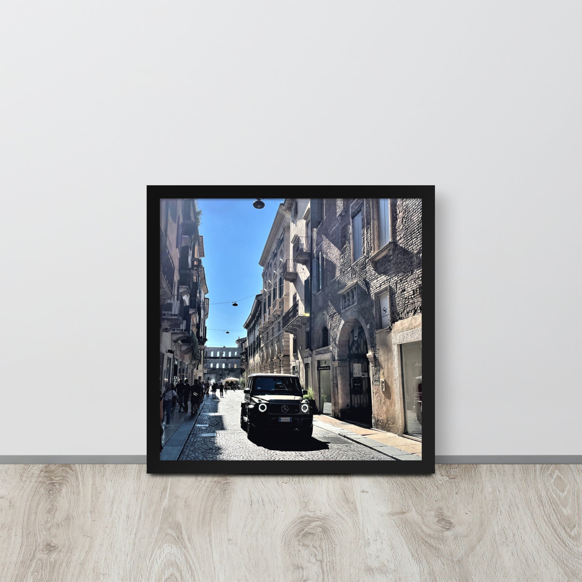 Verona Italia G-Class -- High Quallity -- Framed on photo paper