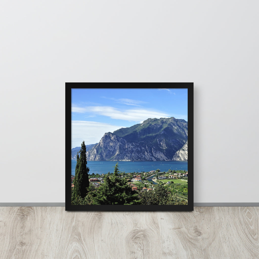 Lago di Garda Italia -- High Quality -- Framed on photo paper