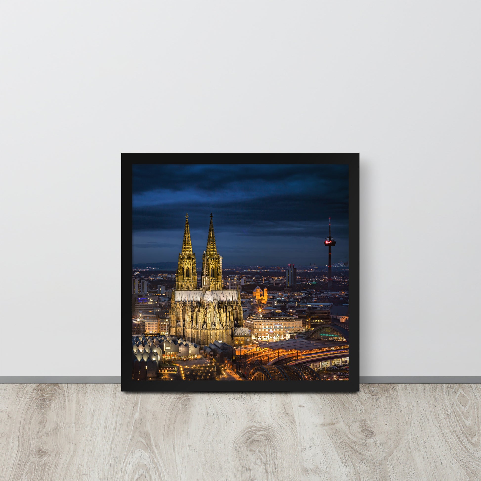 Köln Germany -- High Quality -- Framed on photo paper