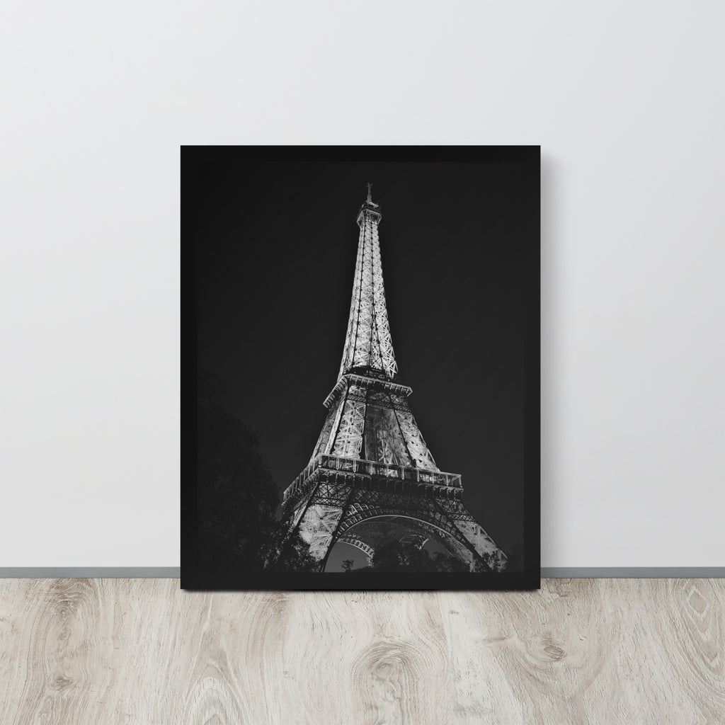 Paris -- High Quality -- Framed on photo paper