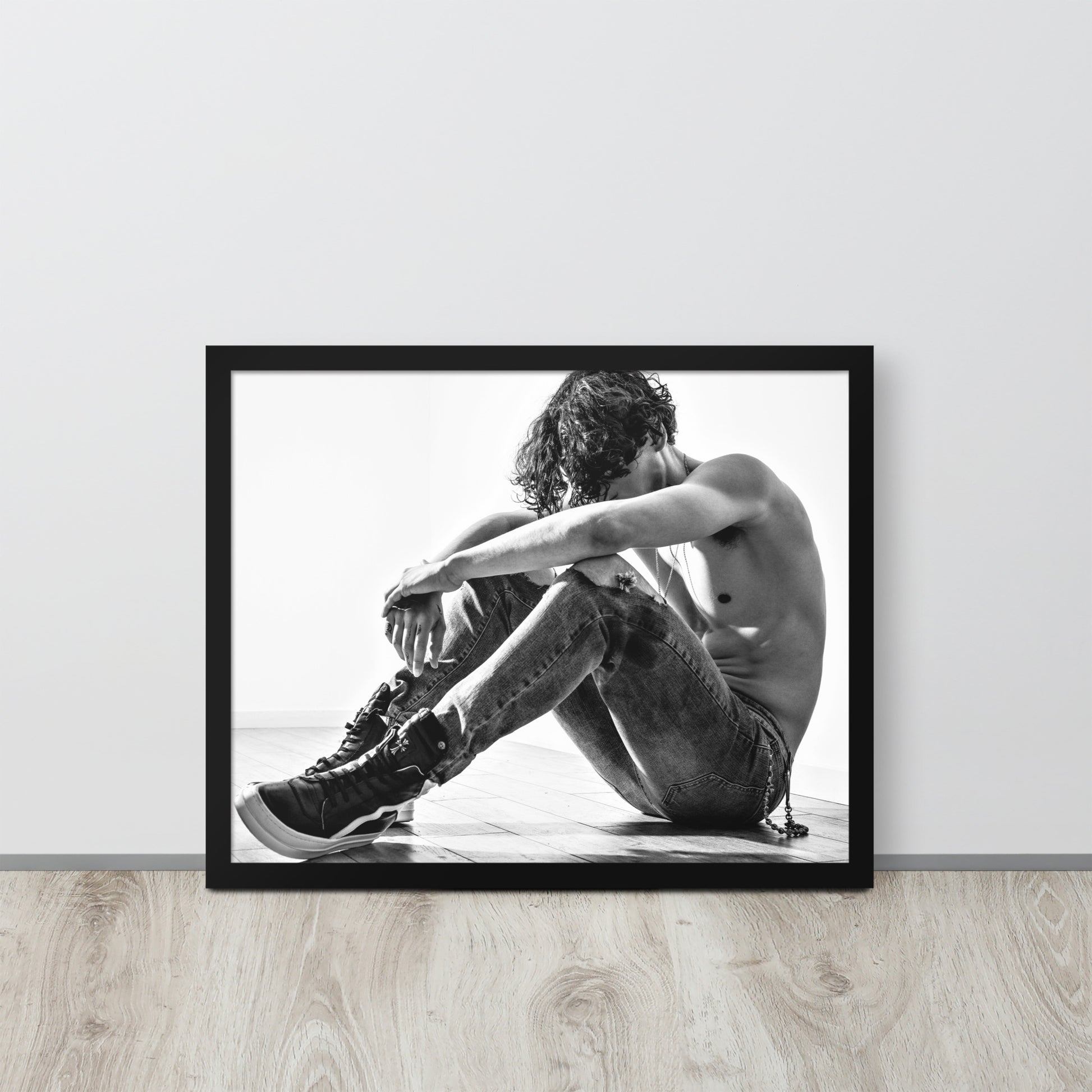 Men -- High Quality -- Framed on photo paper