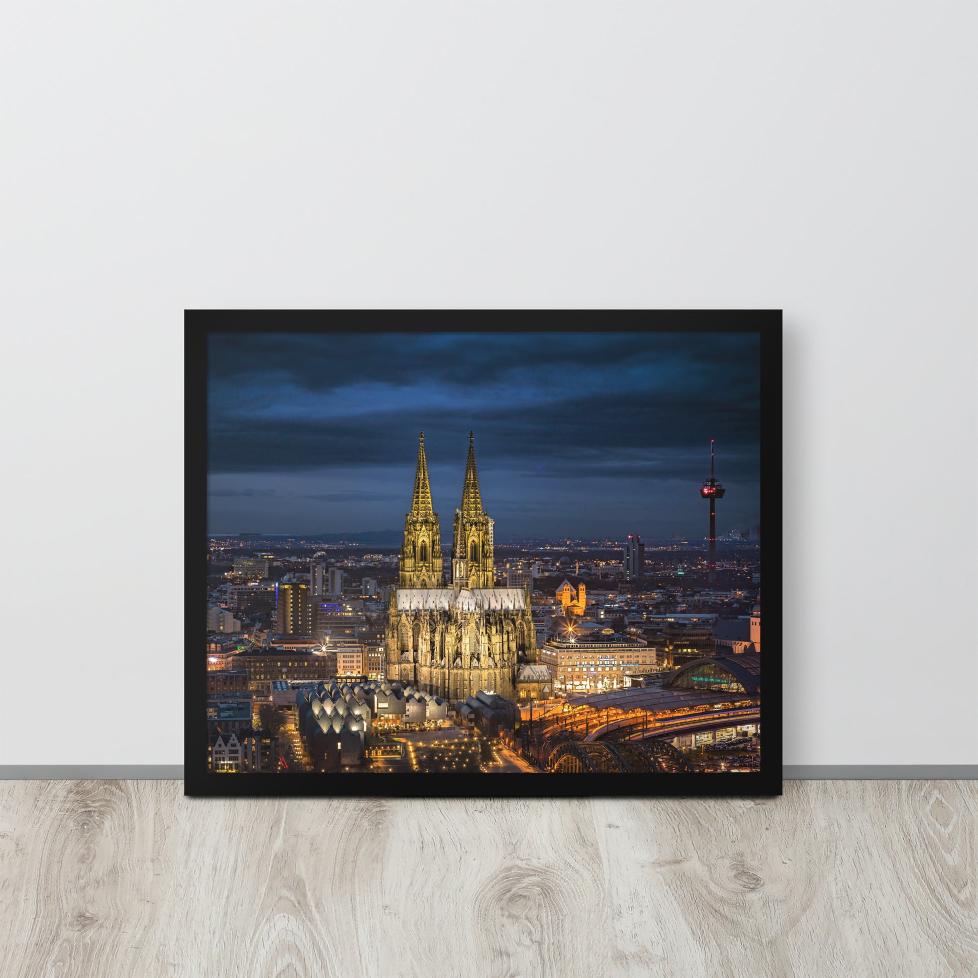 Köln Germany -- High Quality -- Framed on photo paper