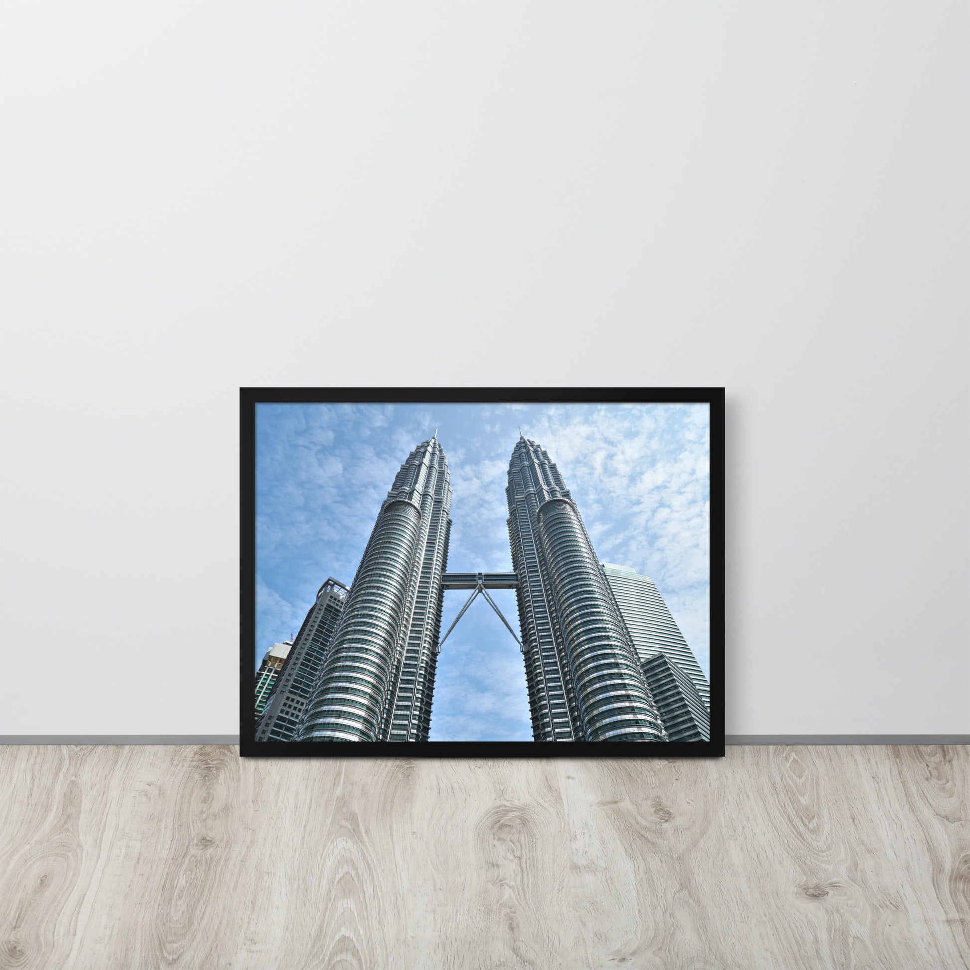 Petronas Twin Towers Kuala Lumpur -- High Quality -- Framed on photo paper