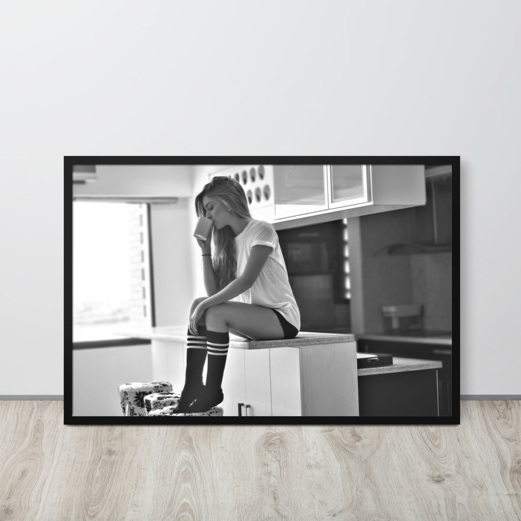Women -- High Quality -- Framed on photo paper