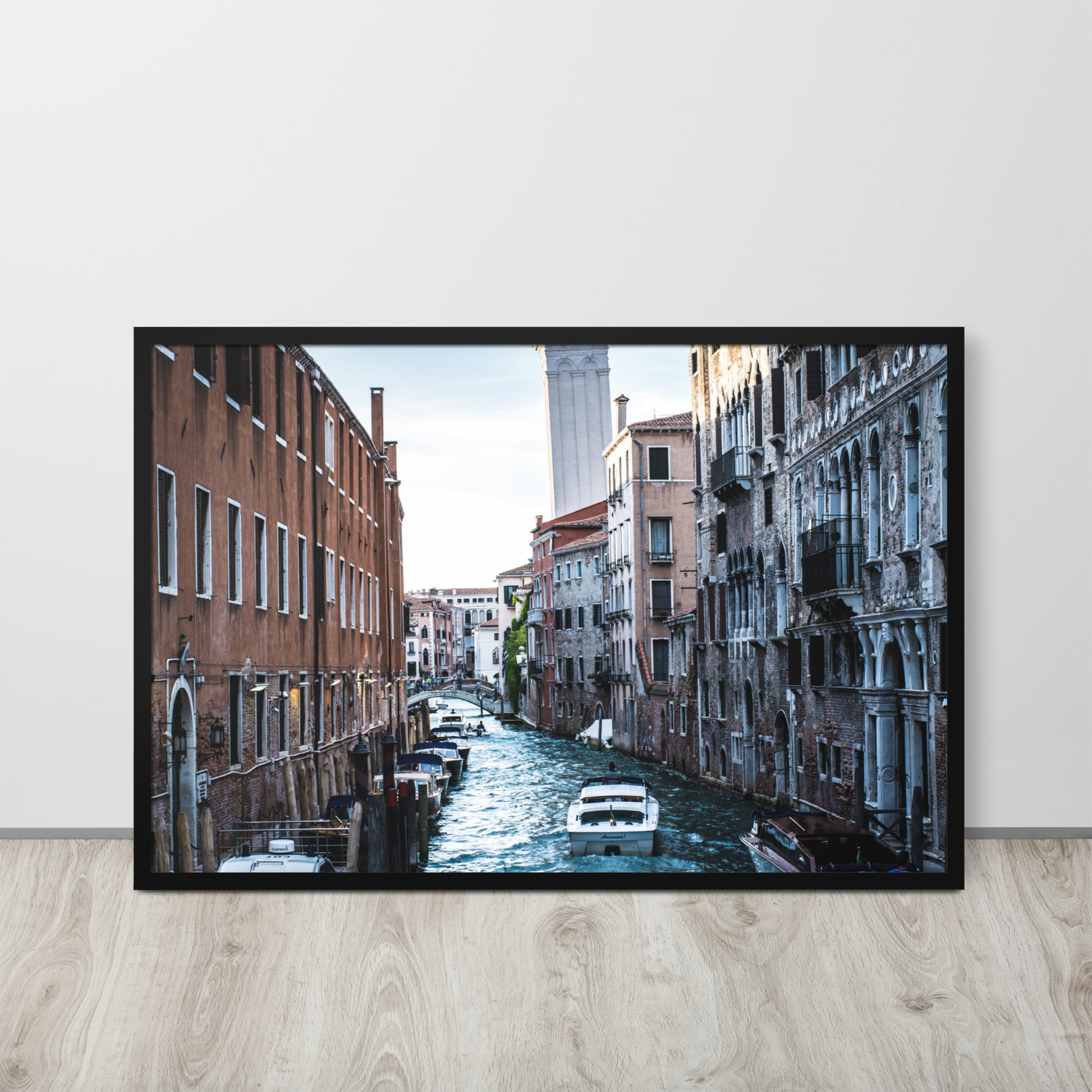 Venice Italia -- High Quality -- Framed on photo paper