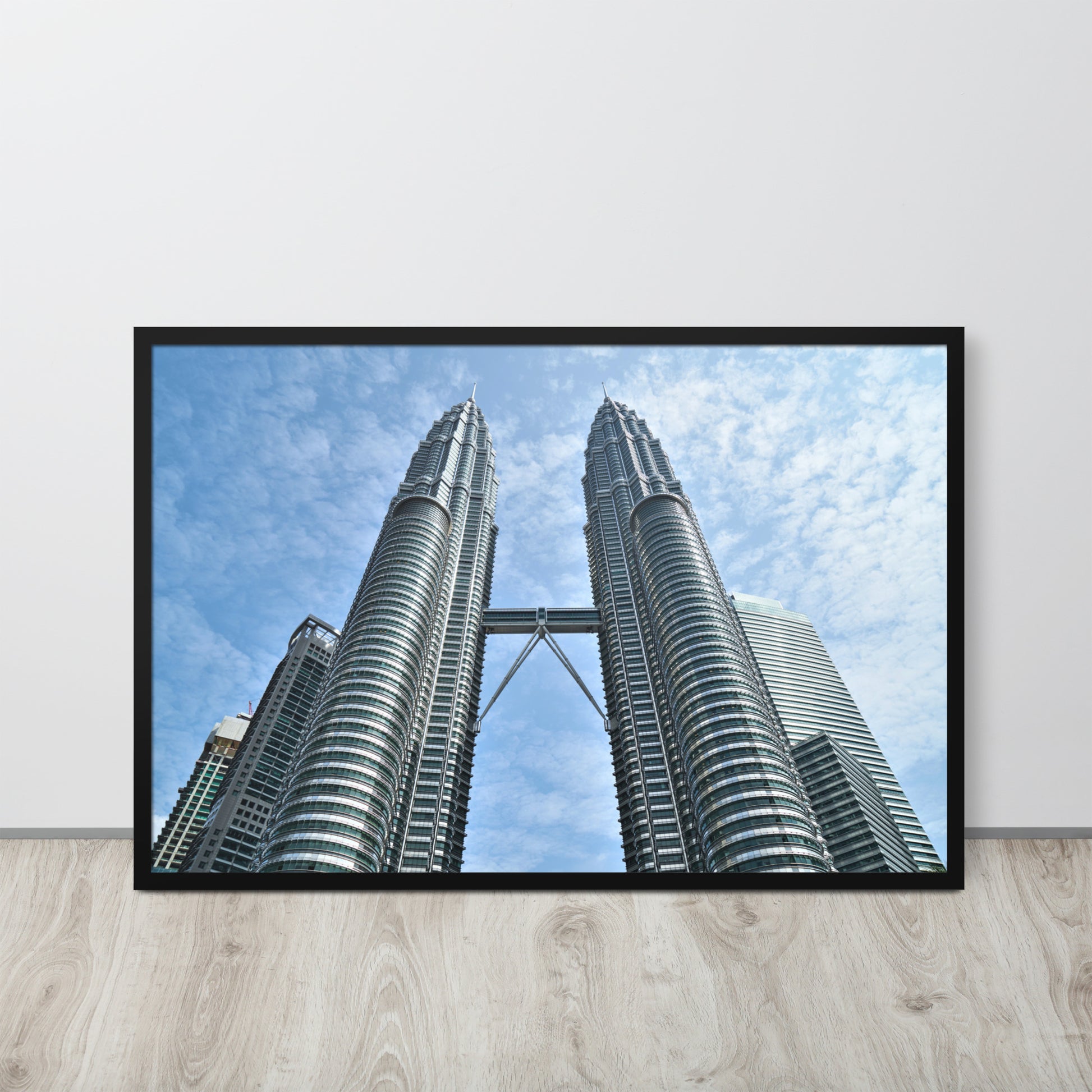 Petronas Twin Towers Kuala Lumpur -- High Quality -- Framed on photo paper