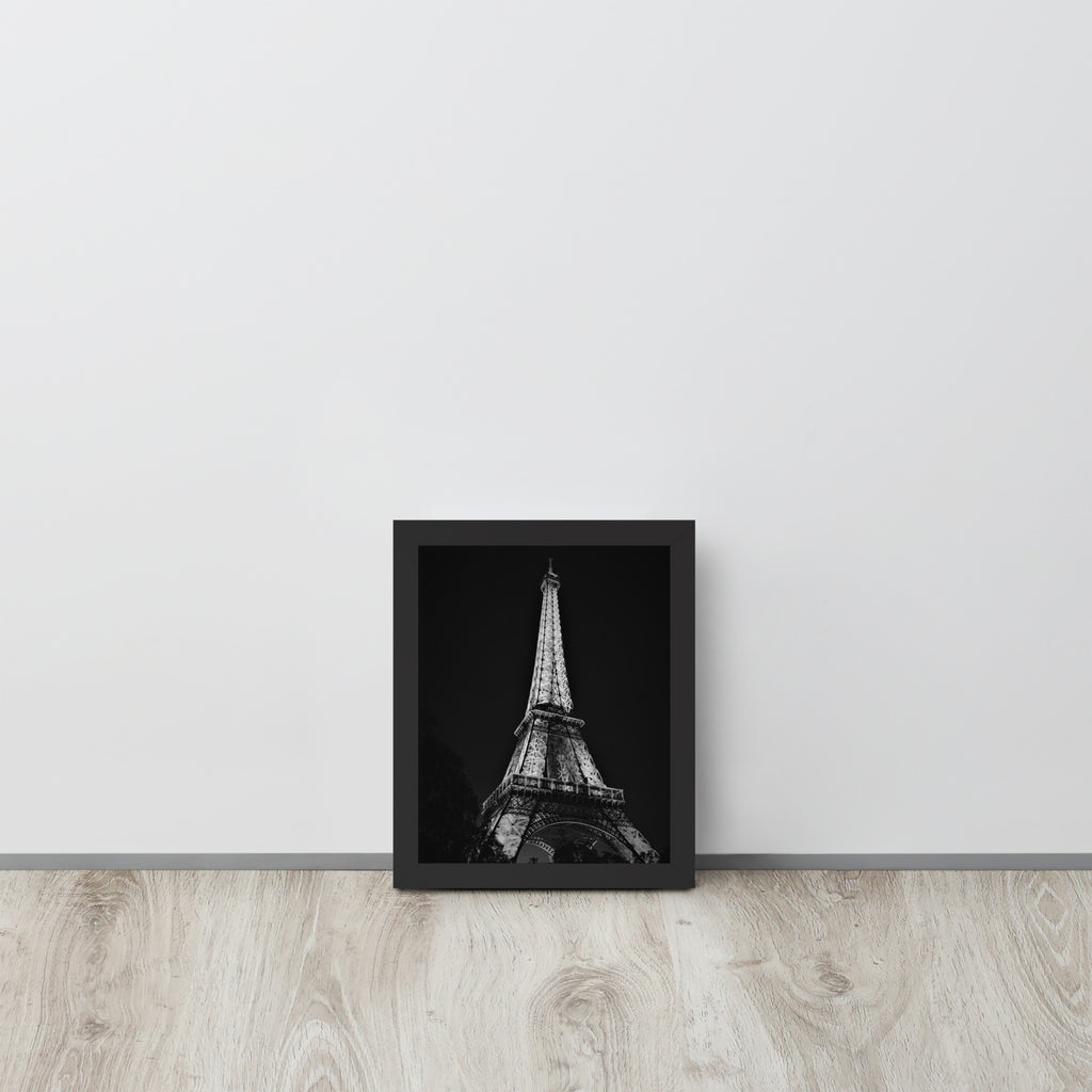 Paris -- High Quality -- Framed on photo paper