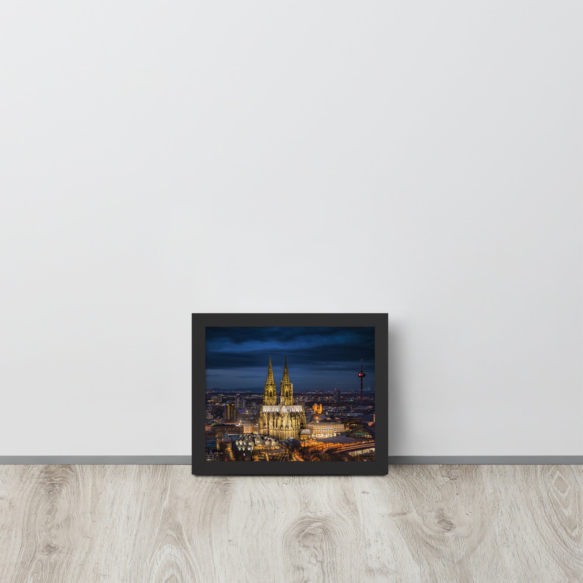 Köln Germany -- High Quality -- Framed on photo paper