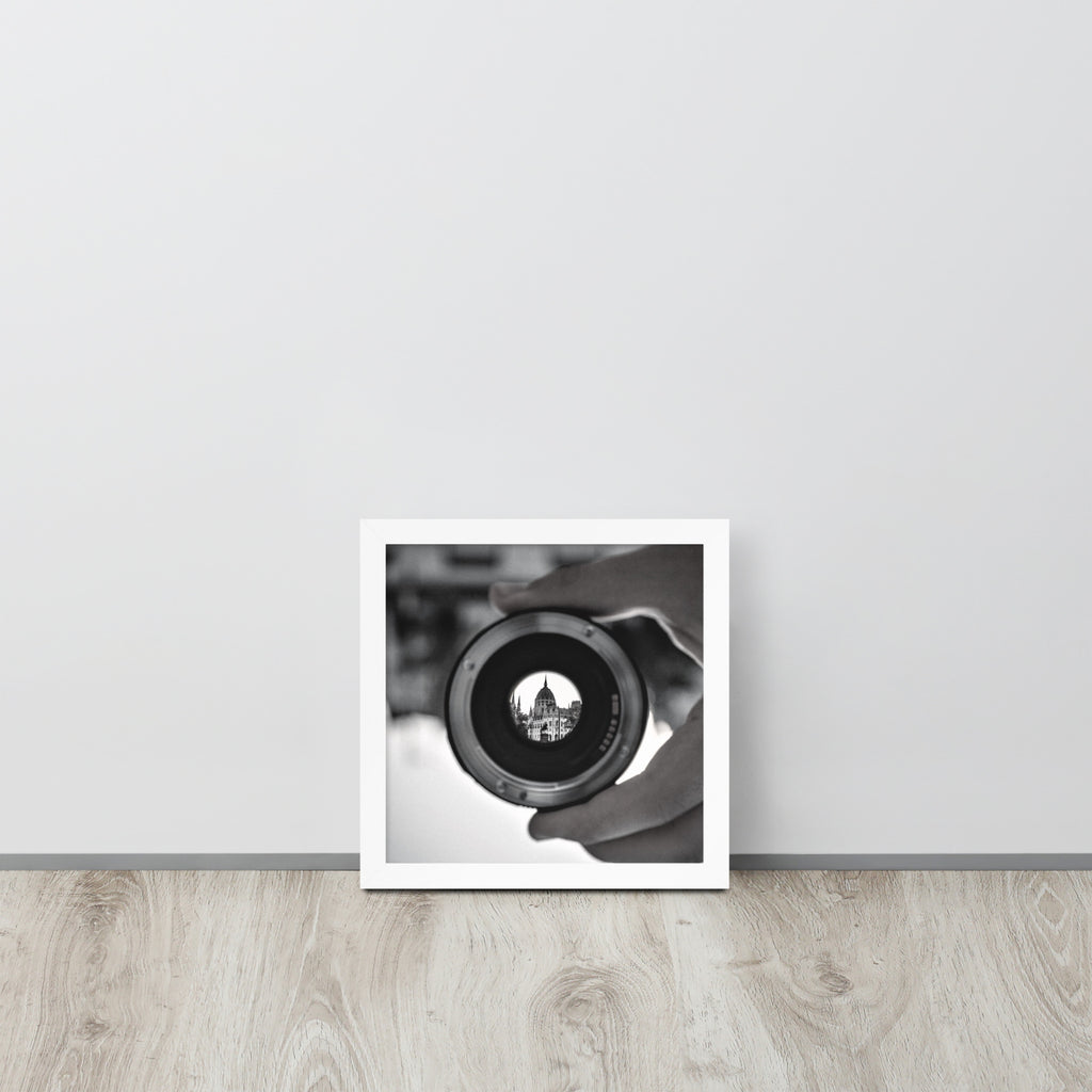 Photo -- High Quality -- Framed on photo paper