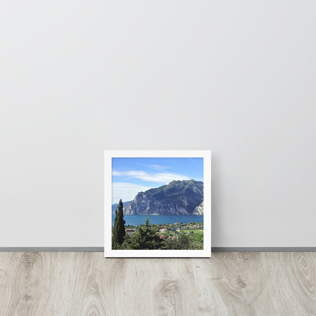 Lago di Garda Italia -- High Quality -- Framed on photo paper