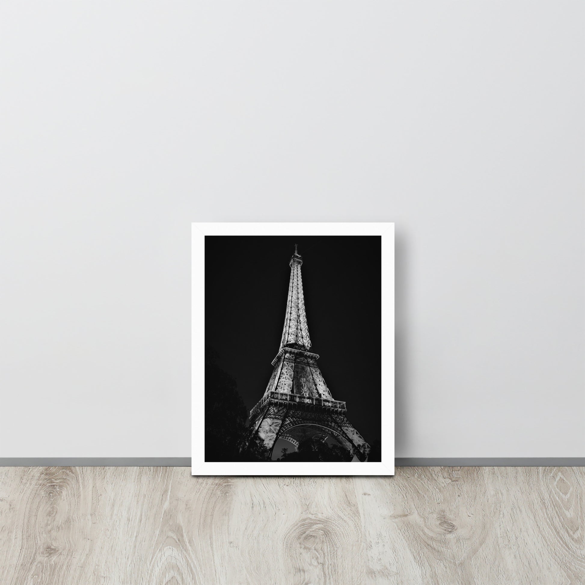 Paris -- High Quality -- Framed on photo paper