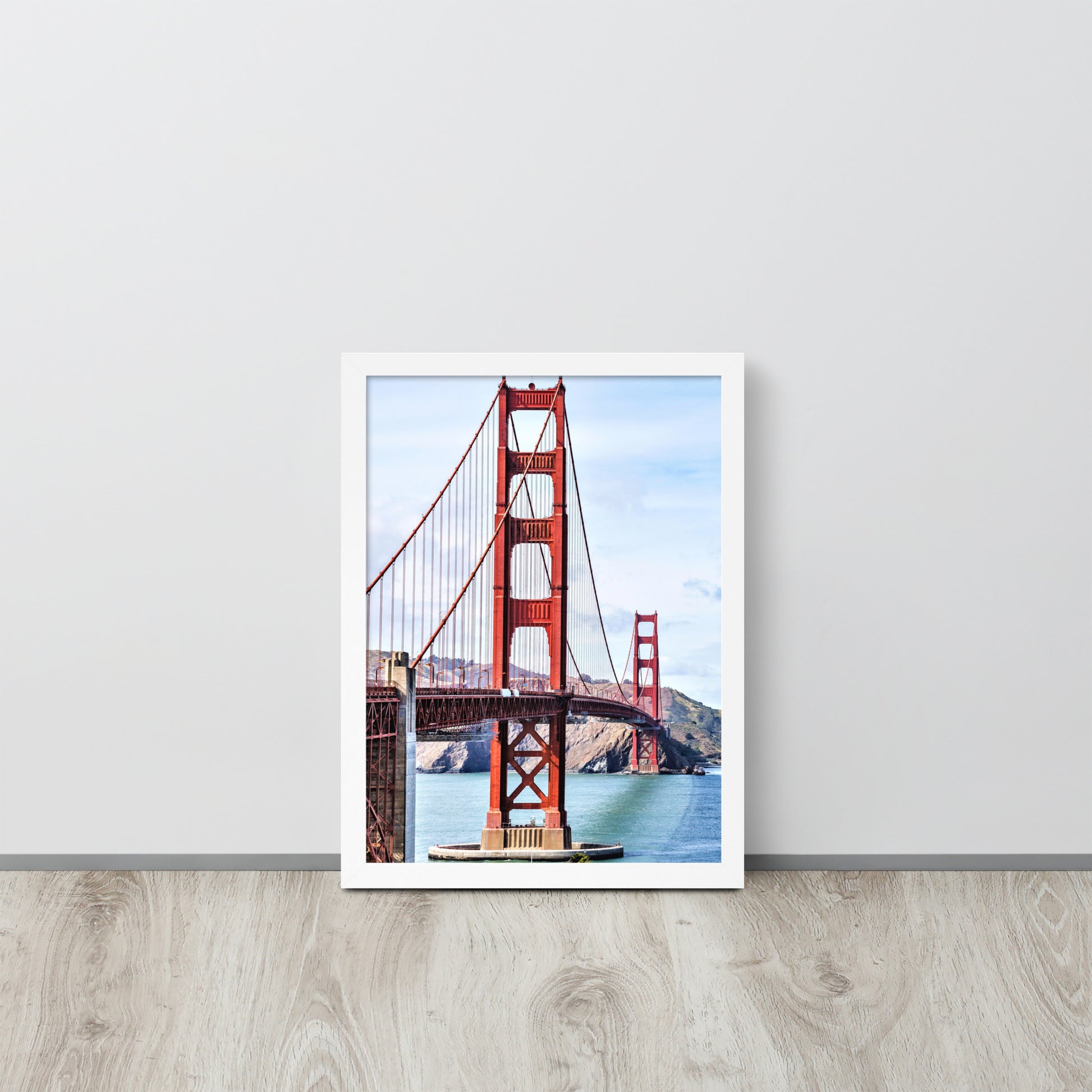 Golden Gate Bridge -- High Quality -- Framed on photo paper
