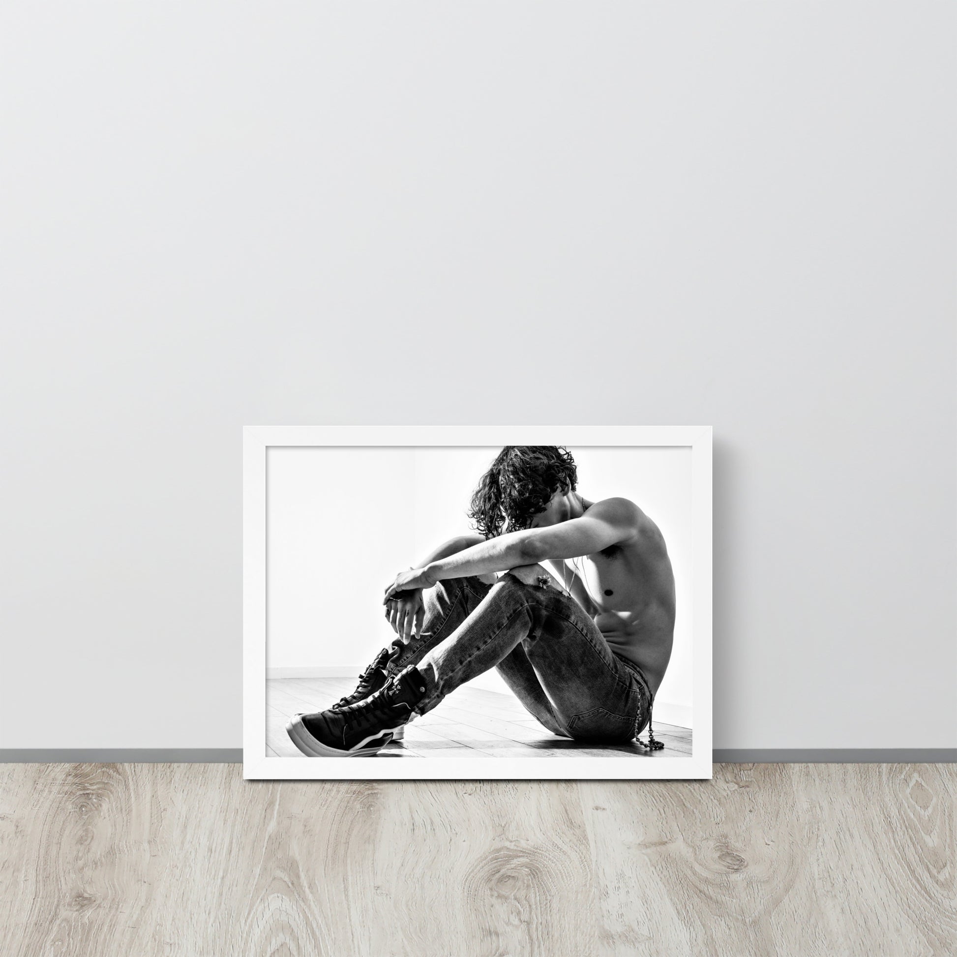 Men -- High Quality -- Framed on photo paper