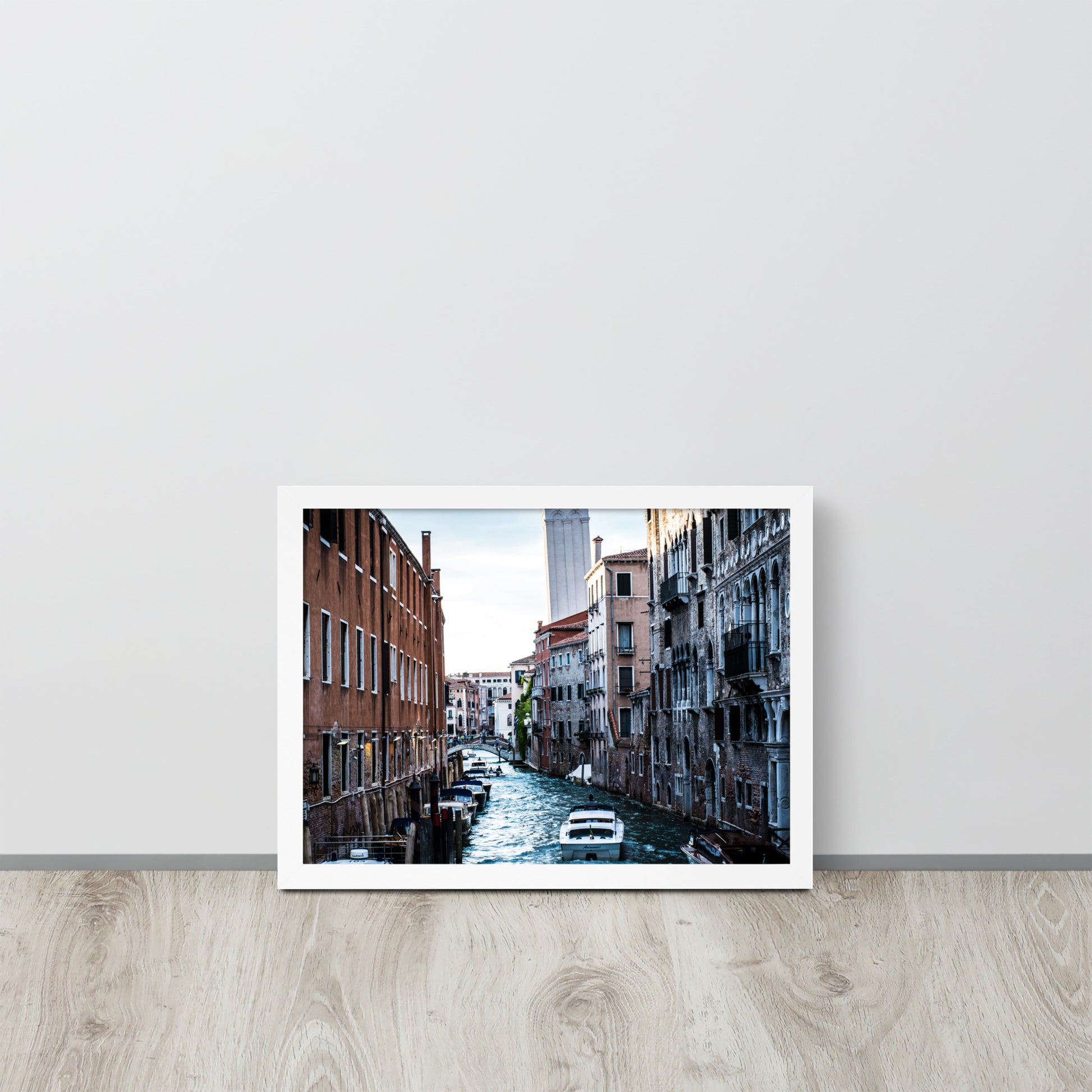 Venice Italia -- High Quality -- Framed on photo paper