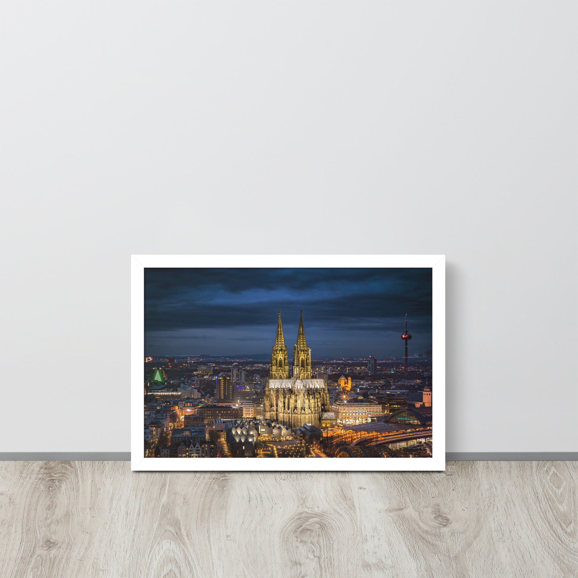Köln Germany -- High Quality -- Framed on photo paper