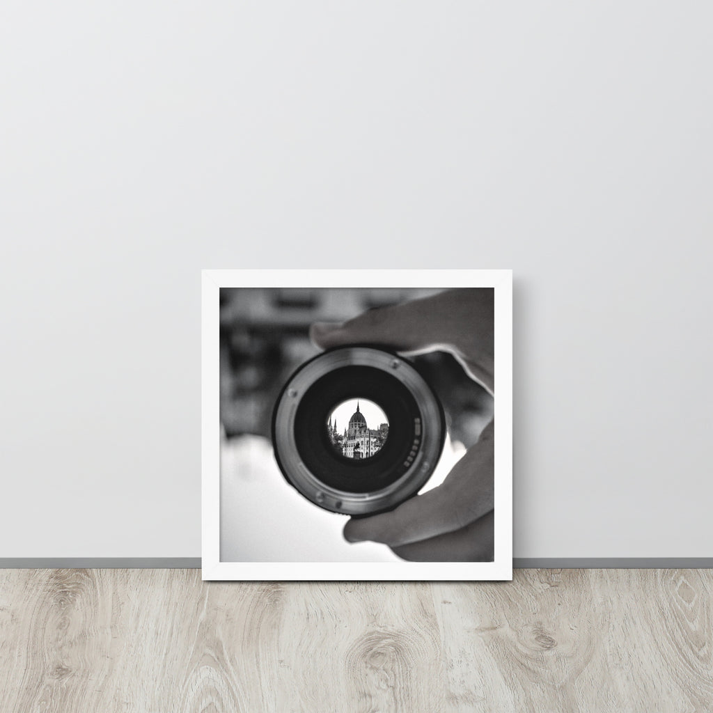 Photo -- High Quality -- Framed on photo paper