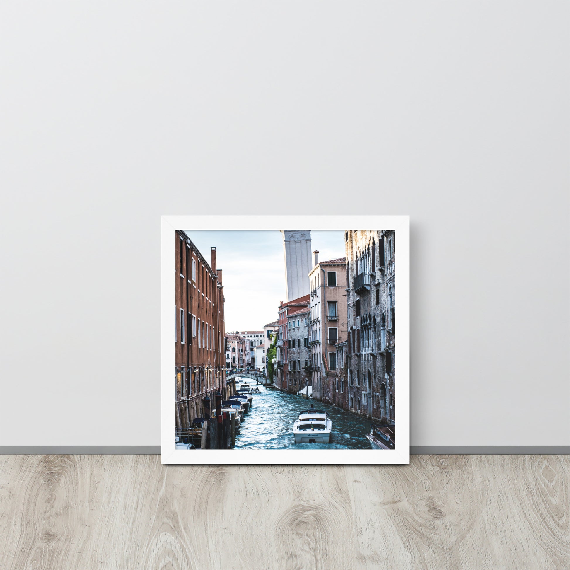 Venice Italia -- High Quality -- Framed on photo paper