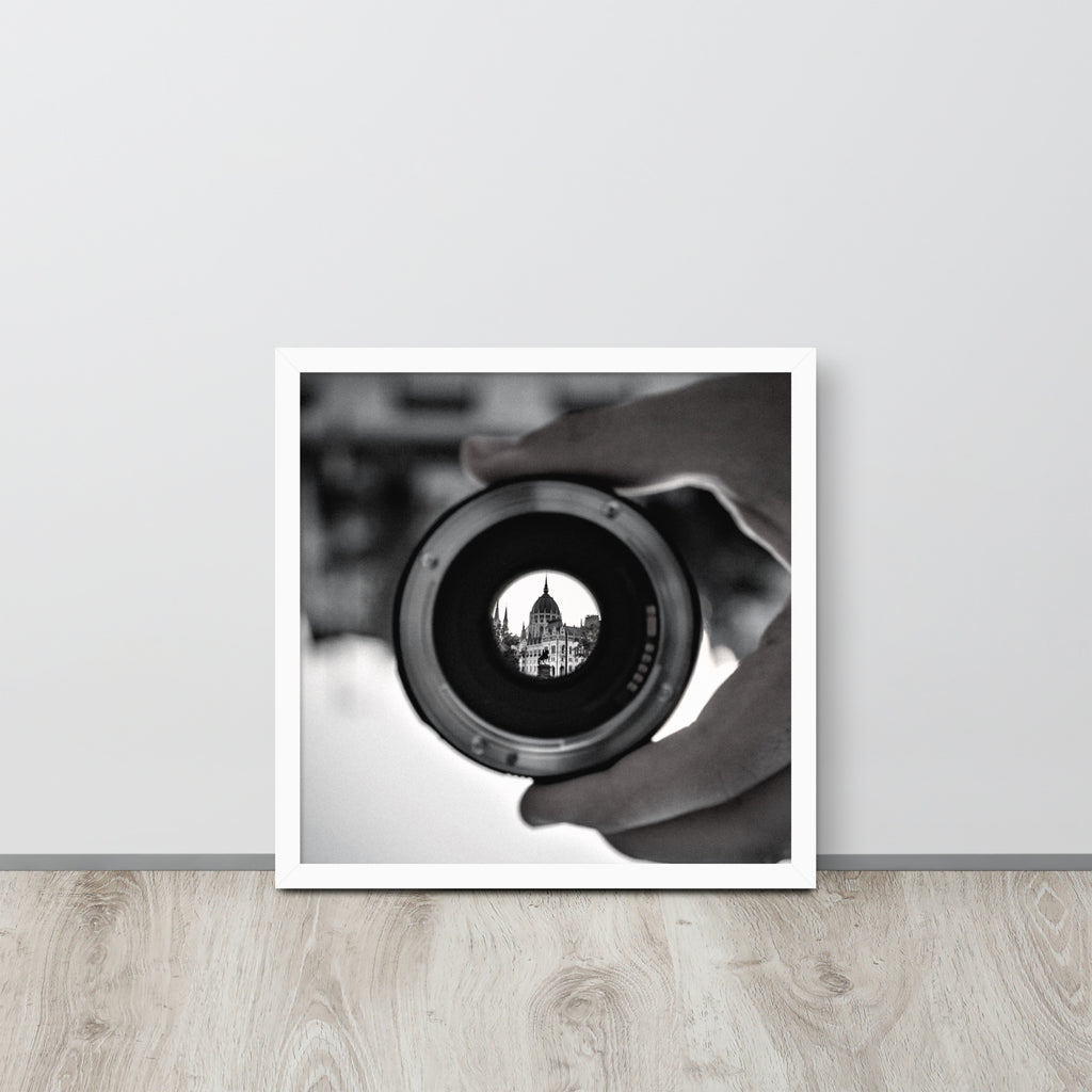 Photo -- High Quality -- Framed on photo paper