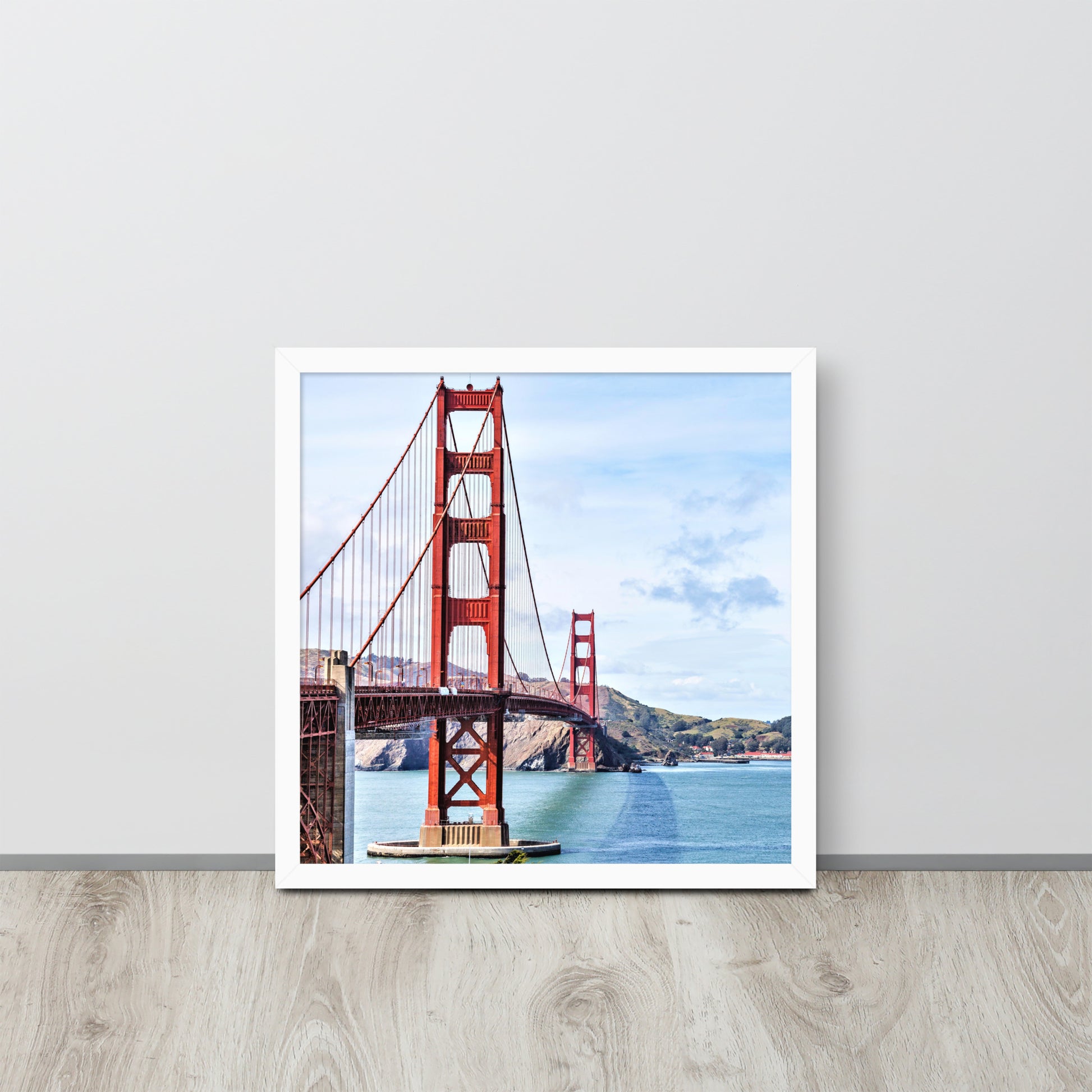 Golden Gate Bridge -- High Quality -- Framed on photo paper