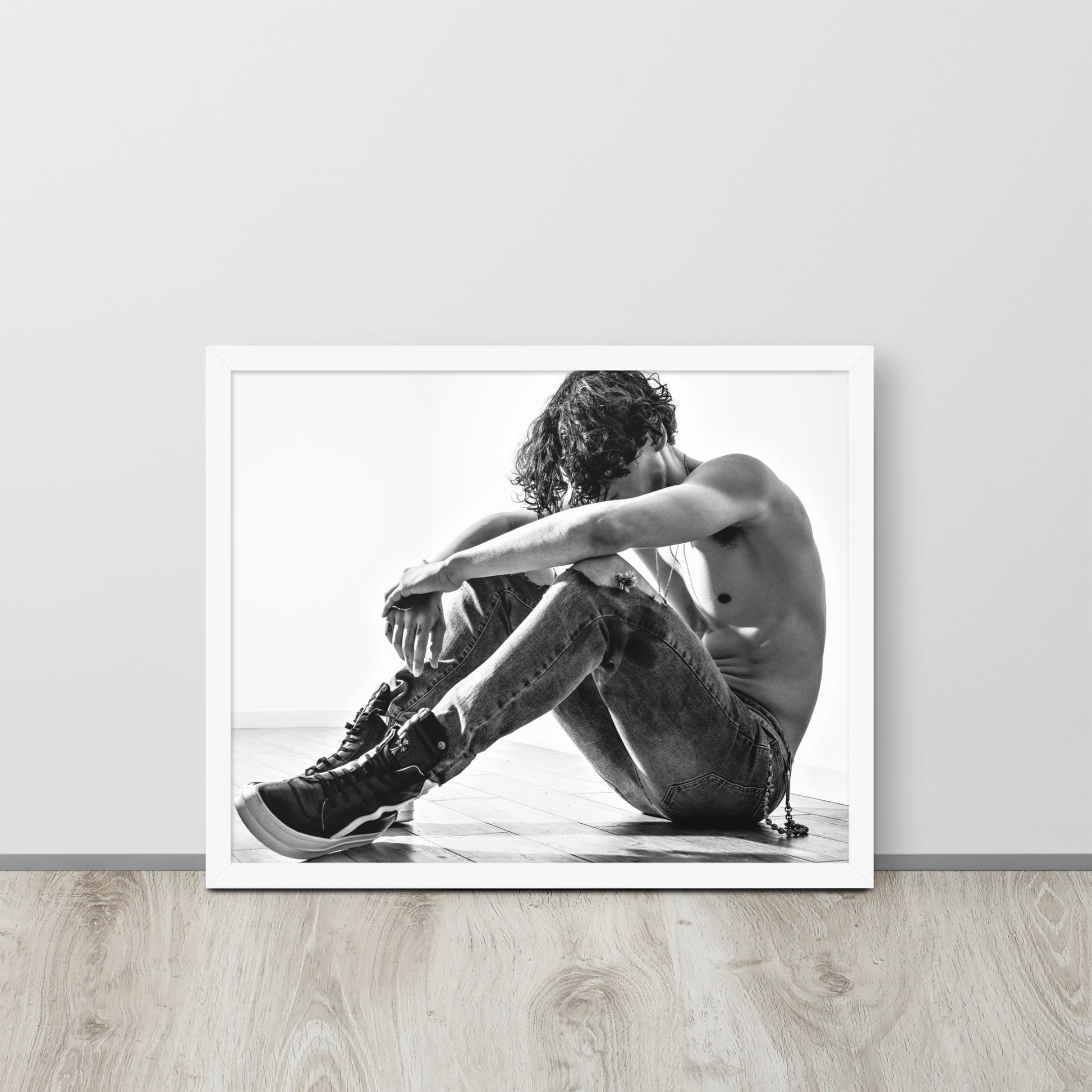 Men -- High Quality -- Framed on photo paper