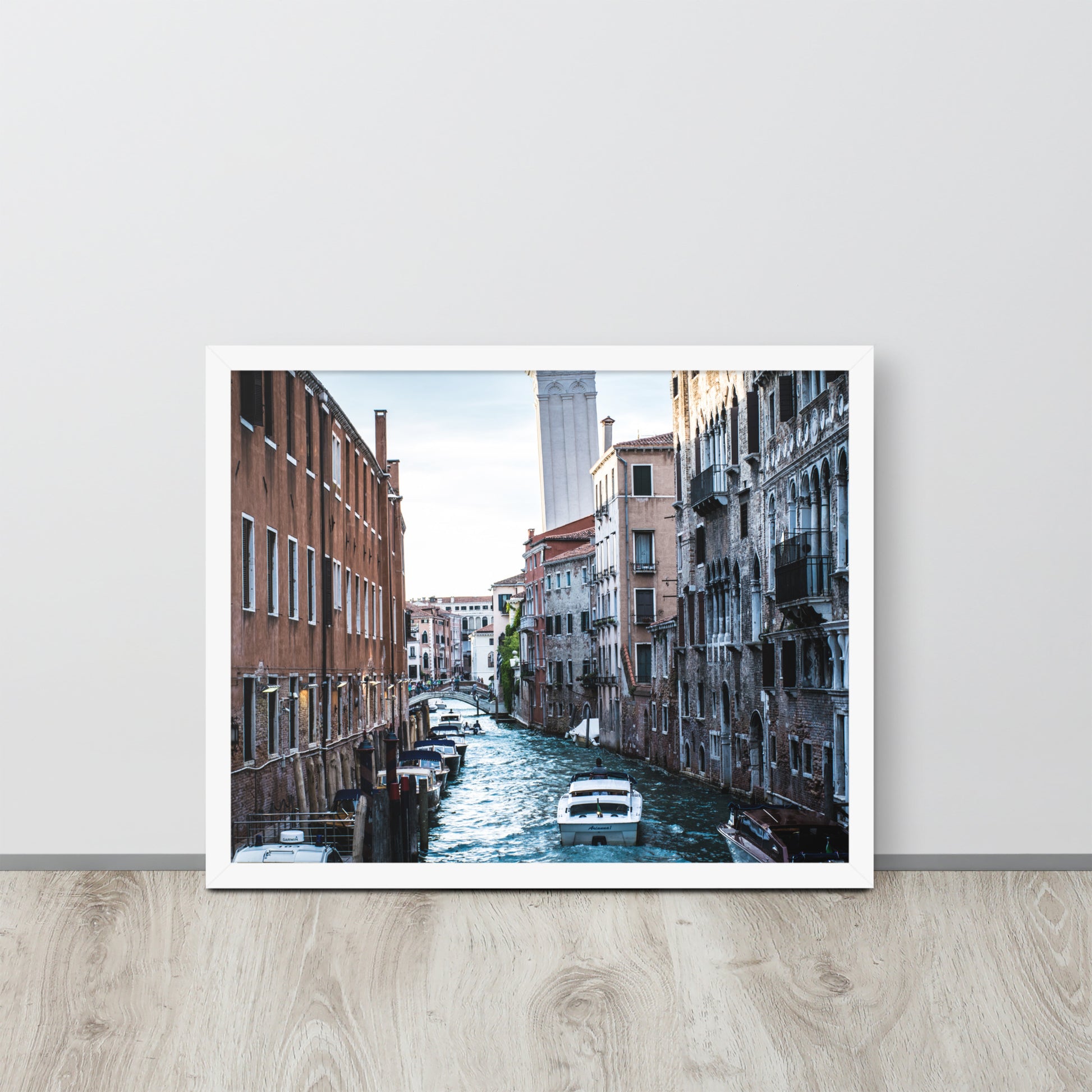 Venice Italia -- High Quality -- Framed on photo paper