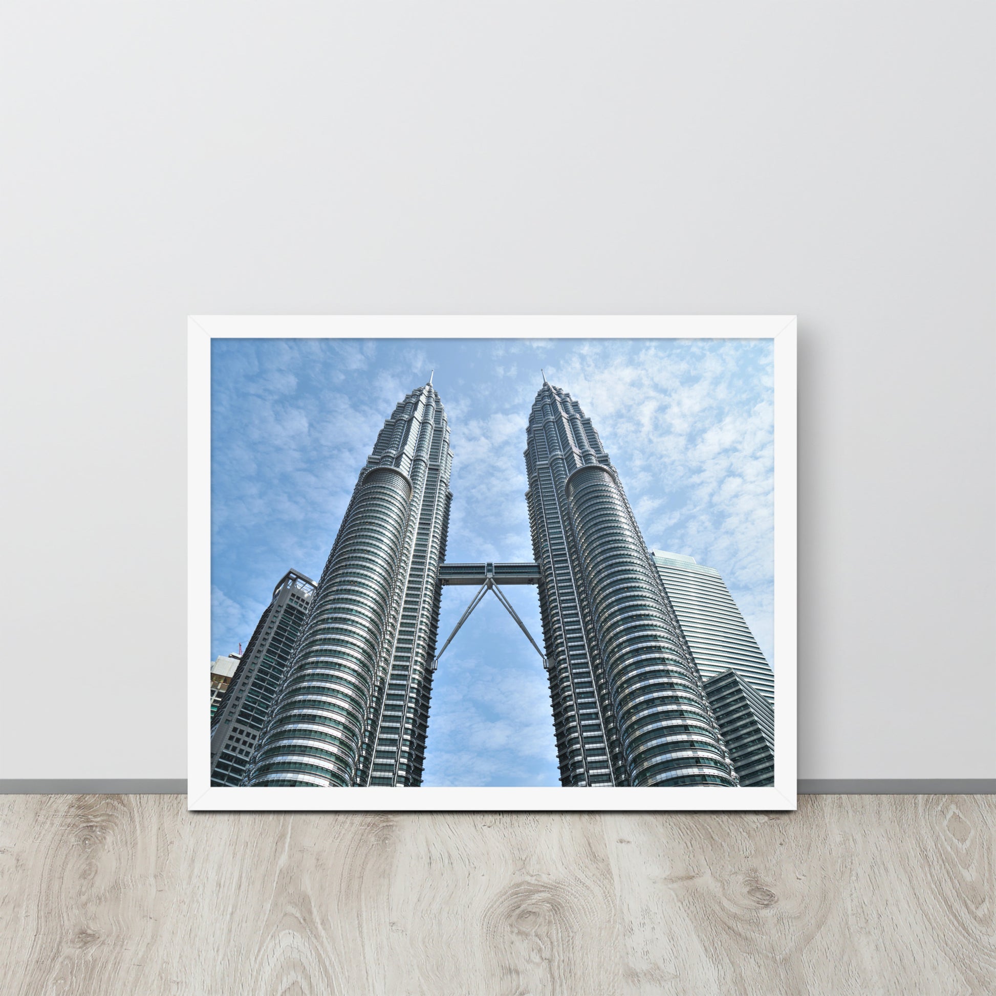 Petronas Twin Towers Kuala Lumpur -- High Quality -- Framed on photo paper