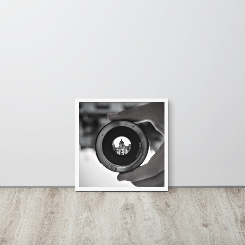 Photo -- High Quality -- Framed on photo paper