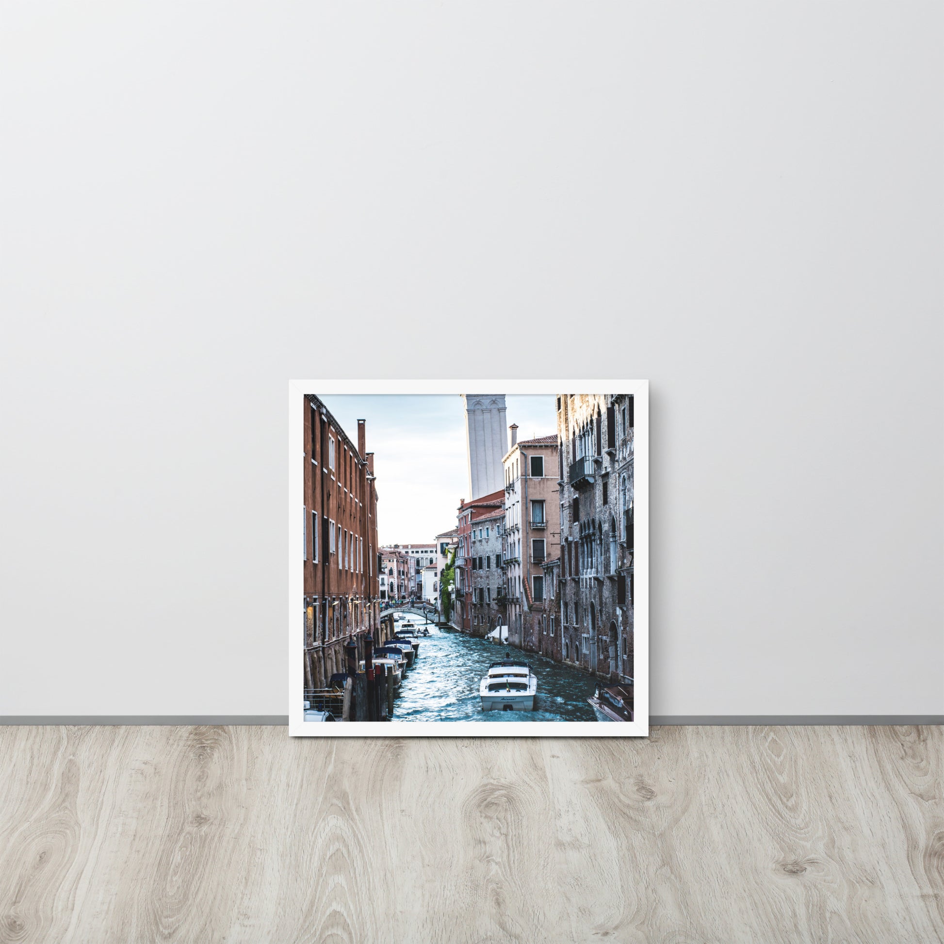 Venice Italia -- High Quality -- Framed on photo paper
