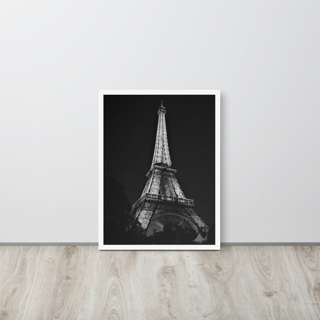 Paris -- High Quality -- Framed on photo paper