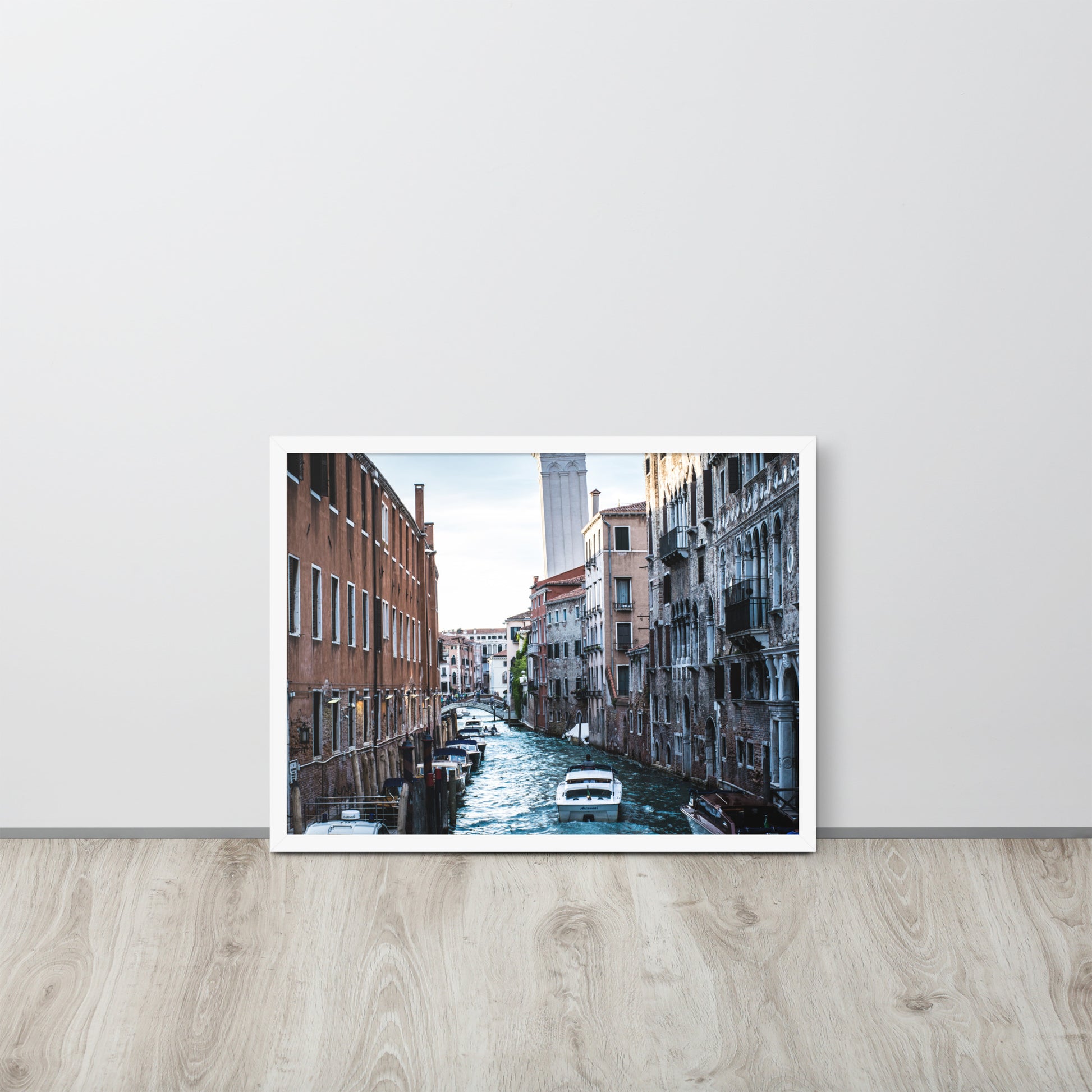Venice Italia -- High Quality -- Framed on photo paper