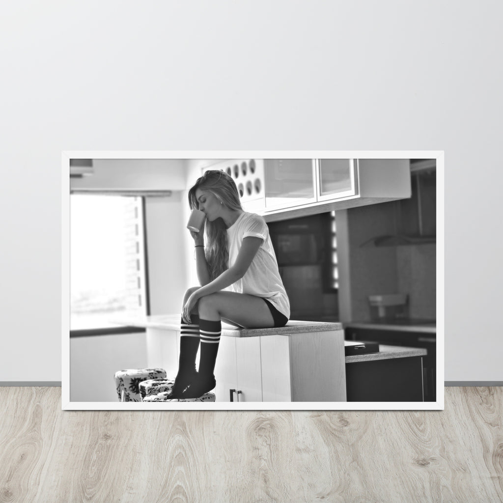 Women -- High Quality -- Framed on photo paper