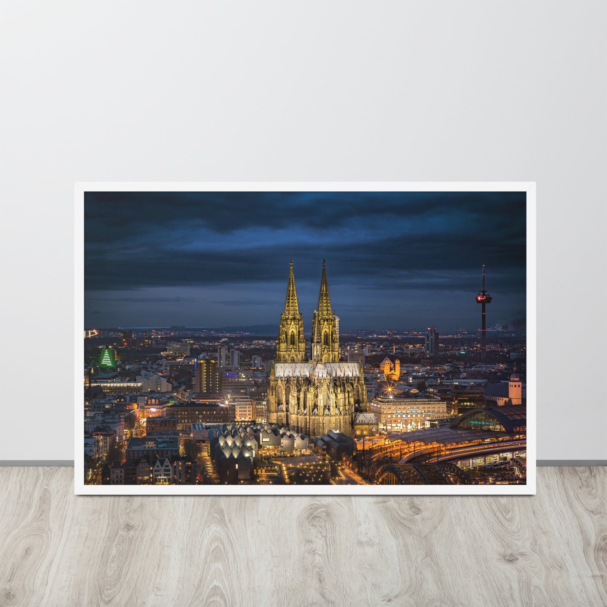 Köln Germany -- High Quality -- Framed on photo paper