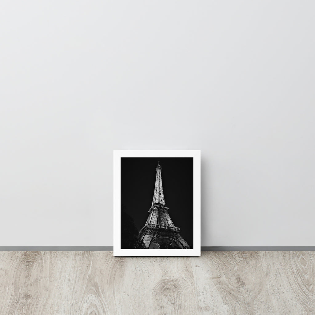 Paris -- High Quality -- Framed on photo paper