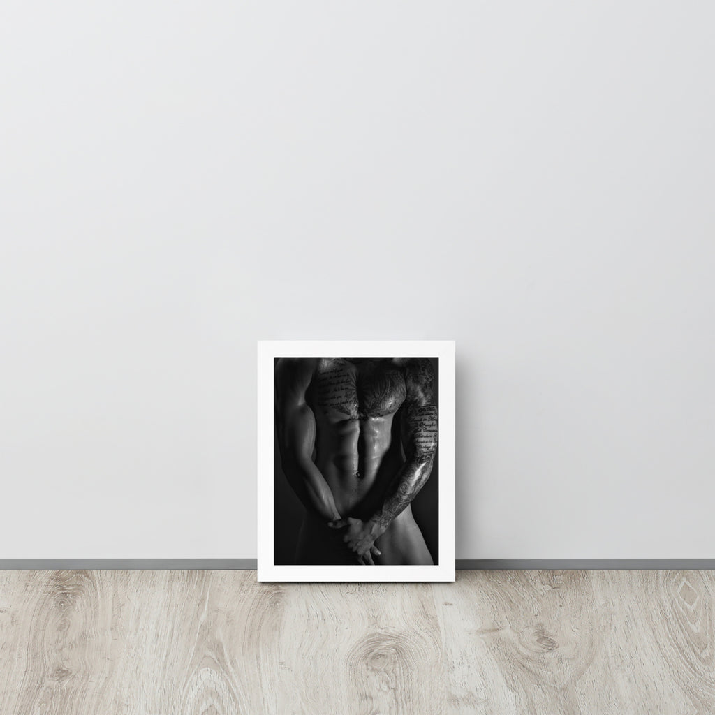 Uomo -- High Quality -- Framed on photo paper