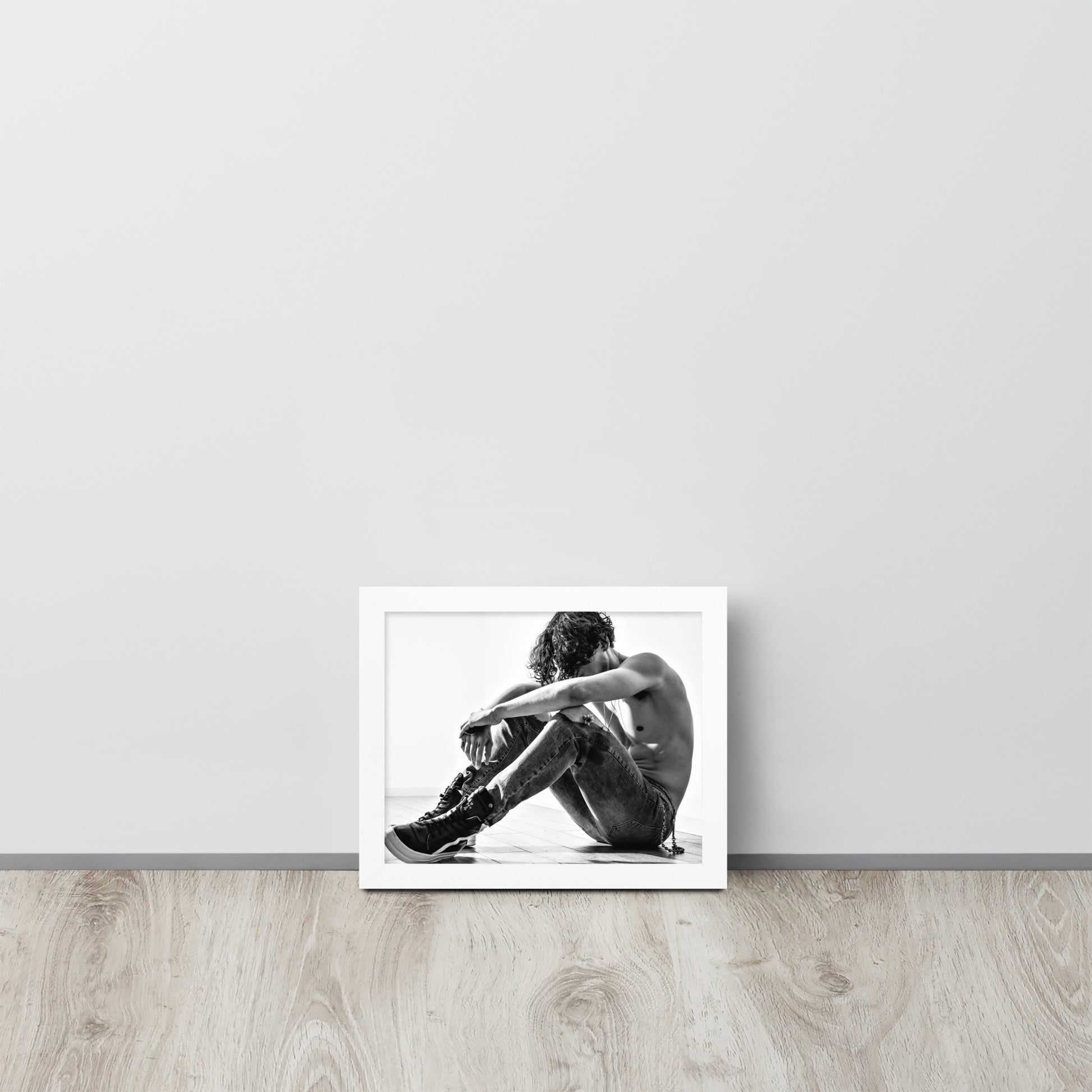 Men -- High Quality -- Framed on photo paper